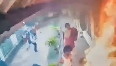 വിദ്യാർഥിനി സ്വയം തീകൊളുത്തിയ സംഭവത്തിൽ എബിവിപി നേതാക്കൾ അറസ്റ്റിൽ