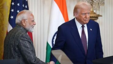 അമേരിക്കയുടെ 50% തീരുവ ഭീഷണി; അമേരിക്കൻ ഉത്പന്നങ്ങൾക്ക് തീരുവ ഉയർത്തുന്നത് ആലോചിച്ച് ഇന്ത്യ, റഷ്യൻ എണ്ണ വാങ്ങുന്നത് തുടരും