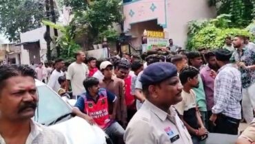 ഛത്തീസ്ഗഡിൽ ക്രിസ്ത്യൻ പ്രാർഥനാ കൂട്ടായ്മയ്ക്കിടെ ഹനുമാൻ ചാലിസ ചൊല്ലി ബജ്റംഗ് ദൾ പ്രതിഷേധം; പാസ്റ്റർക്കും വിശ്വാസികൾക്കും മർദനമേറ്റെന്നും പരാതി