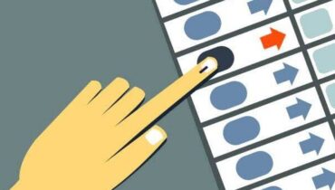 തൃശൂർ വോട്ടർപട്ടിക ക്രമക്കേട്; പൂങ്കുന്നത്തെ കാപ്പിറ്റൽ വില്ലേജ് ഫ്ലാറ്റിൻ്റെ മേൽവിലാസത്തിൽ ആറ് കള്ളവോട്ടുകൾ ചേർത്തു; വെളിപ്പെടുത്തലുമായി വീട്ടമ്മ