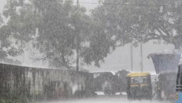 കേരളത്തിൽ അതിശക്തമായ മഴയ്ക്ക് സാധ്യതയെന്ന് കേന്ദ്ര കാലാവസ്ഥാ വകുപ്പ്