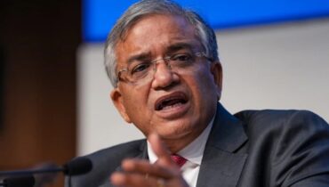 വോട്ട് കൊള്ള: മുഖ്യ തെരഞ്ഞെടുപ്പ് കമ്മീഷണർക്കെതിരെ ഇംപീച്ച്മെന്റ് നോട്ടീസിന് നൽകാൻ ആലോചിച്ച് ഇന്ത്യ സഖ്യം