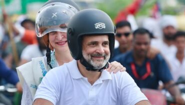 വോട്ടർ അധികാർ യാത്ര; രാഹുലിനൊപ്പം റോയൽ എൻഫീല്‍ഡിൽ പ്രിയങ്കാ ഗാന്ധി