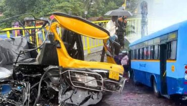 തലപ്പാടിയിൽ വാഹനാപകടം; നിയന്ത്രണം വിട്ട ബസ് ഇടിച്ചുകയറി അഞ്ച് പേര്‍ക്ക് ദാരുണാന്ത്യം