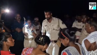 മതപരിവര്ത്തനം ആരോപിച്ച് മലയാളി പുരോഹിതര്ക്കും കന്യാസ്ത്രീകള്ക്കും നേരെ വീണ്ടും ബജ്റംഗ്ദള് ആക്രമണം, സംഭവം ഒഡീഷയില്