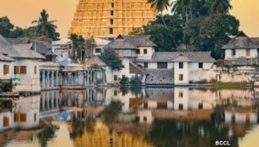 സംസ്ഥാനത്തെ രണ്ട് ക്ഷേത്രങ്ങളിൽ ബോംബ് വെച്ചിട്ടുണ്ടെന്ന് ഭീഷണി സന്ദേശം; പരിശോധനകൾ ശക്തമാക്കി പോലീസും ബോംബ് സ്‌ക്വാഡും