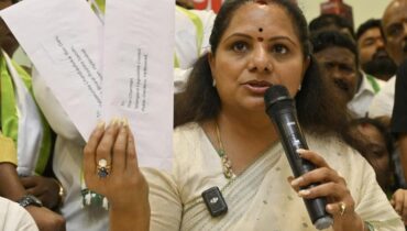 സസ്‌പെന്‍ഷന്  പിന്നാലെ ബിആര്‍എസ്സില്‍ രാജി വെച്ച് കവിത