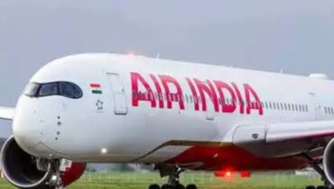 ആശങ്കയൊഴിയുന്നു; നേപ്പാളിൽ നിന്ന് ഇന്ത്യക്കാർക്ക് തിരിച്ചെത്താം, കാഠ്‍മണ്ഡു വിമാനത്താവളം തുറന്നു, എയർ ഇന്ത്യ ആദ്യ സർവീസ് നടത്തും