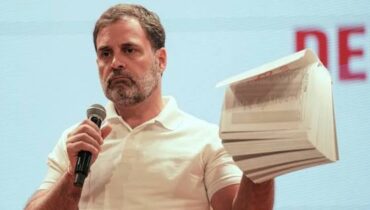 ‘വോട്ട് ചോരി’; കേരളത്തിലും മഹാസമ്മേളനം വരുന്നു