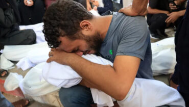 ഗാസയില് ആക്രമണം കടുപ്പിച്ച് ഇസ്രയേല്, 30 പേര് കൊല്ലപ്പെട്ടു ; സൈനികരെ ഹമാസ് ആക്രമിച്ചതിന് ഇസ്രയേല് പകരം വീട്ടുകയാണെന്ന് യുഎസ്