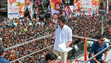 കരൂർ ദുരന്തം; വിജയ്‌യുടെ പ്രചാരണ വാഹനം പിടിച്ചെടുക്കാൻ പൊലീസ്