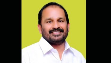 സംഗീത സംവിധായകൻ ഔസേപ്പച്ചൻ ബിജെപി വേദിയിൽ; തൃശൂരുകാർ അല്ലെങ്കിൽ തന്നെ പറ്റിയ തെറ്റിൽ പശ്ചാത്തപിക്കുകയാണെന്ന്  ടി എൻ പ്രതാപൻ