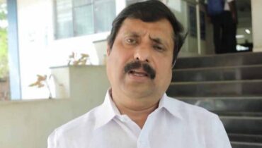 ബേക്കറി ഉടമയായ വീട്ടമ്മയുടെ ആത്മഹത്യ: ഡിസിസി ജനറല്‍ സെക്രട്ടറി ഫ്രാങ്ക്ളിനെ കോൺഗ്രസിൽ നിന്നും സസ്‌പെന്‍ഡ് ചെയ്തു