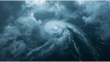 ‘മോൻതെ’ ചുഴലിക്കാറ്റ് ഭീഷണിയിൽ ദക്ഷിണേന്ത്യ, വിവിധ സംസ്ഥാനങ്ങളിൽ അതീവ ജാഗ്രത, ആന്ധയിൽ റെഡ് അലർട്ട്; കേരളത്തിലും മഴ ജാഗ്രത, തൃശൂരിൽ അവധി