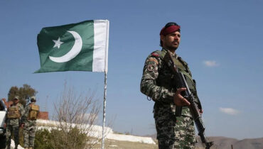 അഫ്ഗാന്‍-പാക് അതിര്‍ത്തിയില്‍ ഏറ്റുമുട്ടല്‍; 25 ഭീകരരെ വധിച്ചെന്നും തങ്ങളുടെ 5 സൈനികര്‍ കൊല്ലപ്പെട്ടെന്നും പാകിസ്ഥാന്‍