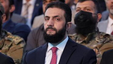 ഒരിക്കല്‍ യുഎസ് തലയ്ക്കുവിലയിട്ട നേതാവ് ! ട്രംപിനെ കാണാന്‍ സിറിയന്‍ പ്രസിഡന്റ് അഹമ്മദ് അല്‍-ഷറ എത്തുന്നു; കൂടിക്കാഴ്ച നവംബര്‍ 10 ന് വൈറ്റ് ഹൗസില്‍