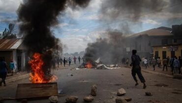 മലയാളികൾ അടക്കം 20000ത്തോളം ഇന്ത്യക്കാരുള്ള ടാൻസാനിയയിൽ കലാപം കലുഷിതം; 800 ലധികം പേർ  കൊല്ലപ്പെട്ടു