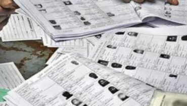 തദ്ദേശ തെരഞ്ഞെടുപ്പ്; പ്രവാസികൾക്ക് ഉൾപ്പെടെ വോട്ടർ പട്ടികയിൽ പേര് ചേർക്കാൻ നാളെയും മറ്റന്നാളും അവസരം