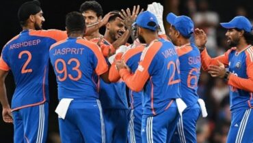 ഓസ്ട്രേലിയൻ മണ്ണിൽ ഇന്ത്യയുടെ ത്രസിപ്പിക്കുന്ന വിജയം, 119 ൽ എറിഞ്ഞൊതുക്കി, 48 റൺസ് ജയം; ടി20 പരമ്പരയിൽ 2-1ന് മുന്നിൽ