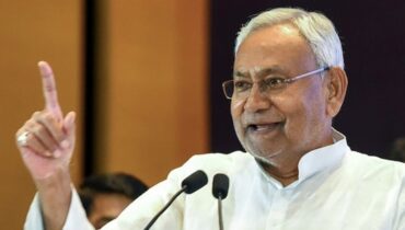 ഡൽഹിയിലെ ‘ബിഹാർ’ ചർച്ചയിൽ ധാരണയായി, നിതീഷ് കുമാർ തന്നെ മുഖ്യമന്ത്രി; ബിജെപിക്ക് ഉപമുഖ്യമന്ത്രിയടക്കം 16 മന്ത്രിമാർ, സത്യപ്രതിജ്ഞ ഗാന്ധി മൈതാനത്ത്