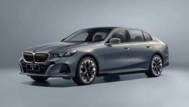 ഇവി സെഗ്മെൻ്റിലെ വില കുറഞ്ഞ ലക്ഷ്വറി കാർ  BMW i5 LWB വിപണിയിലേക്ക്