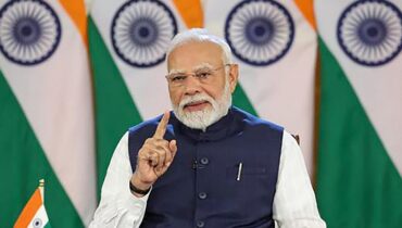 രാജ്യത്ത് പുതിയ തൊഴിൽ നിയമം പ്രാബല്യത്തിൽ, 29 നിയമങ്ങൾക്ക് പകരം 4 ലേബർ കോഡുകൾ; സ്വാതന്ത്ര്യത്തിന് ശേഷമുള്ള സമഗ്ര പരിഷ്കരണമെന്ന് പ്രധാനമന്ത്രി