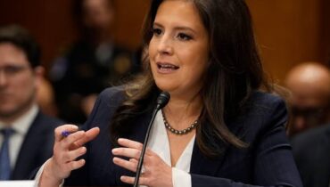 ട്രംപ് – മംദാനി കൂടിക്കാഴ്ച; ഗവർണർ സ്ഥാനത്തേക്ക് മത്സരിക്കാനിരിക്കുന്ന എലിസ് സ്റ്റെഫാനിക്കിന് തിരിച്ചടി