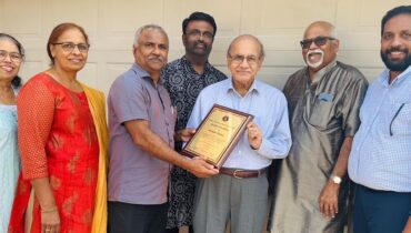 പ്രശംസാഫലകമടക്കം നൽകി  എബ്രഹാം തോമസിനെ ആദരിച്ച് ലാന