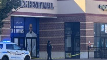 വെർജീനിയയിലെ പാട്രിക് ഹെൻറി മാളിൽ നടന്ന വെടിവെപ്പിൽ ഒരാൾ കൊല്ലപ്പെട്ടു; പ്രതിയെ അറസ്റ്റ് ചെയ്തു