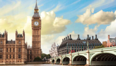 യുകെയിലേക്കുള്ള കുടിയേറ്റത്തിനും യുകെ വിടുന്നതും ഒന്നാം സ്ഥാനം ഇന്ത്യക്ക് ; രണ്ടുവര്‍ഷംകൊണ്ട് യു.കെ വിട്ടത് 74000 പേര്‍