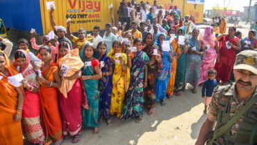 ഡൽഹി സ്ഫോടന പശ്ചാത്തലത്തിൽ അതീവ ജാഗ്രതയിൽ ബിഹാർ;  അവസാന ഘട്ട വോട്ടെടുപ്പ് പുരോഗമിക്കുന്നു