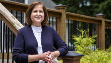 വിര്‍ജിനിയയില്‍ വിജയകാഹളം മുഴക്കി ഡെമോക്രാറ്റിക് പാര്‍ട്ടി ; ഗവര്‍ണര്‍, ലെഫ് ഗവര്‍ണര്‍ സ്ഥാനങ്ങള്‍ പിടിച്ചെടുത്തു, ലെഫ്. ഗവര്‍ണറായി ഇന്ത്യന്‍ വംശജ ഗസാല ഹാഷ്മി