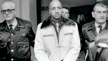 മക്കളെ ഉള്‍പ്പെടെ 13 പേരെ കൊലപ്പെടുത്തി ; കുപ്രസിദ്ധനായ കൂട്ടക്കൊലക്കേസ് പ്രതി യു.എസ് ജയിലില്‍ മരിച്ചു