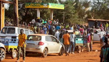 ആഭ്യന്തര സംഘര്‍ഷം രൂക്ഷം :  മാലിയില്‍ 5 ഇന്ത്യന്‍ പൗരന്‍മാരെ തട്ടിക്കൊണ്ടുപോയി; പിന്നില്‍ ഐഎസ് ബന്ധമുള്ള ഭീകരരെന്ന് സംശയം