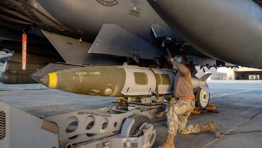 10 ദിവസം, 11 മിഷനുകൾ; സിറിയയിൽ ഐസിസിനെതിരെ അമേരിക്കയുടെ മിന്നൽ നീക്കം: 25 ഭീകരർ കൊല്ലപ്പെടുകയോ പിടിയിലാവുകയോ ചെയ്തു