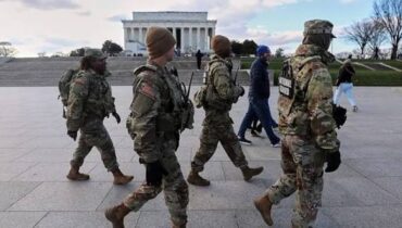 യുഎസിൽ  നാഷണൽ ഗാർഡ് അംഗത്തിന് നേരെയുണ്ടായ വെടിവെപ്പിൽ അസൈലം അപേക്ഷകളുടെ തീരുമാനം മരവിപ്പിച്ചു:  പ്രതിരോധത്തിലായി ഇന്ത്യക്കാരും