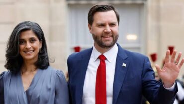 “ഉഷയെ ഇന്ത്യയിലേക്ക് മടക്കി അയക്കൂ”: കുടിയേറ്റ നിലപാടിൽ ജെഡി വാൻസിനെതിരെ വിമർശനം; ഭാര്യയുടെ ഇന്ത്യൻ വേരുകൾ വീണ്ടും ചർച്ചയിൽ