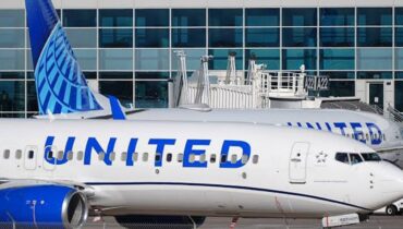 ടേക്ക് ഓഫ് സമയത്ത് എഞ്ചിൻ തകരാർ; യുണൈറ്റഡ് എയർലൈൻസ് വിമാനം സുരക്ഷിതമായി ഡാളസ് വിമാനത്താവളത്തിൽ തന്നെ തിരിച്ചിറക്കി