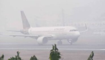 കനത്ത മൂടല്‍ മഞ്ഞ്; ഡല്‍ഹിയില്‍ 118 വിമാന സര്‍വീസുകള്‍ റദ്ദാക്കി, 200ഓളം ഫ്ലൈറ്റുകൾ വൈകി