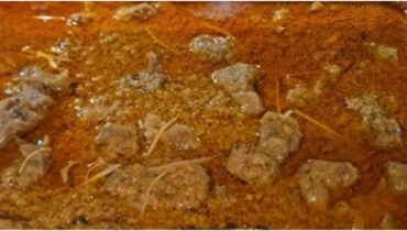 വിവാഹസൽക്കാരത്തിൽ ‘ബീഫ് കറി’ ലേബൽ, സ്റ്റിക്കറിനെച്ചൊല്ലി വൻ സംഘർഷം; മാംസം പരിശോധനയ്ക്കയച്ച് അലിഗഢ് പൊലീസ്