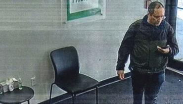 രണ്ടുപേരുടെ ജീവനെടുത്ത ബ്രൗൺ യൂണിവേഴ്‌സിറ്റി വെടിവെയ്പിലെ പ്രതി ആത്മഹത്യ ചെയ്ത നിലയിൽ, എംഐടി പ്രൊഫസറെ കൊലപ്പെടുത്തിയതും ഇയാൾ