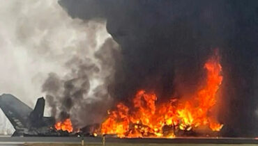 നോർത്ത് കരോലിന വിമാനത്താവളത്തിൽ ലാൻഡിംഗിനിടെ ബിസിനസ് ജെറ്റ് തകർന്നുവീണ് തീപിടിച്ചു; ഏഴ് മരണം;  മരിച്ചവരിൽ നാസ്കാർ മുൻ ഡ്രൈവർ ഗ്രെഗ് ബിഫിളും കുടുംബവും,  വീഡിയോ പുറത്ത്