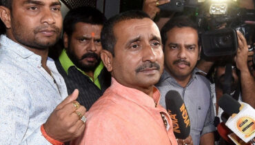 ഉന്നാവ ബലാത്സംഗ കേസ്: മുൻ ബിജെപി എംഎൽഎ കുൽദീപ് സിംഗ് സെൻഗറിൻ്റെ ശിക്ഷ മരവിപ്പിച്ച ഡൽഹി ഹൈകോടതി നടപടി സുപ്രീം കോടതി സ്റ്റേ ചെയ്തു