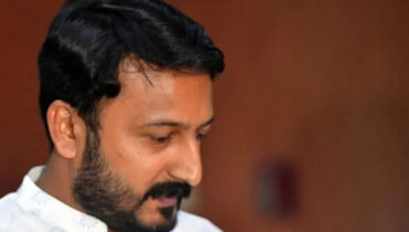 രാഹുല്‍ മാങ്കൂട്ടത്തില്‍ എം എല്‍ എയുടെ ഒന്നാമത്തെ ബലാത്സംഗ കേസില്‍ മുന്‍കൂര്‍ ജാമ്യാപേക്ഷ ഹൈക്കോടതി ഇന്ന് പരിഗണിക്കും