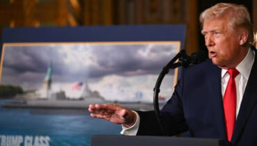 തന്റെ പേരിൽ പുതിയ തരം യുദ്ധക്കപ്പലുകൾ പ്രഖ്യാപിച്ച് അമേരിക്കൻ പ്രസിഡൻ്റ്; നൂറിരട്ടി കരുത്തും ലോകത്തിലെ ഏറ്റവും വലുതും വേഗതയേറിയതുമായ യുദ്ധക്കപ്പലാകാൻ ‘ട്രംപ്-ക്ലാസ്’