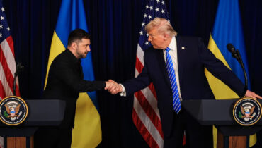 ട്രംപ് – സെലെൻസ്‌കി കൂടിക്കാഴ്ചയിൽ നിർണായക നീക്കങ്ങൾ; 20 ഇന സമാധാന പദ്ധതിയിൽ 90% കാര്യങ്ങളിൽ ധാരണ, ഇനിയും കഠിനമായ ചിലതുണ്ടെന്ന് ട്രംപ്