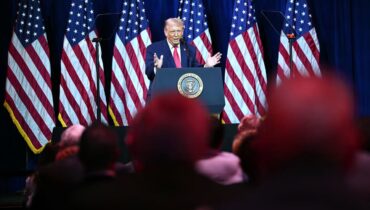 ‘ലോകത്തിലെ ഏറ്റവും ഭയാനകമായ സൈന്യം അമേരിക്കയുടേത്’: മഡുറോയെ പിടികൂടിയതിനെ പ്രശംസിച്ചും ആഘോഷമാക്കിയും ഡോണൾഡ് ട്രംപ്