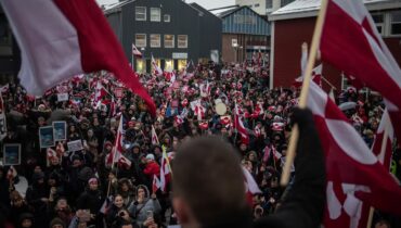 ‘യൂറോപ്പ് വഴങ്ങും, അല്ലാതെ വേറെ മാർഗമില്ല’; ഗ്രീൻലാൻഡ് വാങ്ങുന്നത് ആർട്ടിക് സുരക്ഷയ്ക്ക് അനിവാര്യമെന്ന് സ്കോട്ട് ബെസന്റ്
