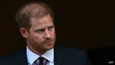 ബഹുമാനം വേണം ട്രംപ്, കടുത്ത വാക്കുകളുമായി ഹാരി രാജകുമാരൻ; ‘അഫ്ഗാൻ യുദ്ധത്തിൽ പങ്കെടുത്ത സൈനികരുടെ ത്യാഗങ്ങൾ മറക്കരുത്’