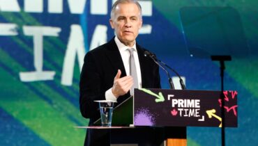 ട്രംപിന്‍റെ തീരുമാനത്തിന് അപൂർവ്വവും അസാധാരണവുമായ പിന്തുണ; കെവിൻ വാർഷിനെ പ്രശംസിച്ച് മാർക്ക് കാർണി